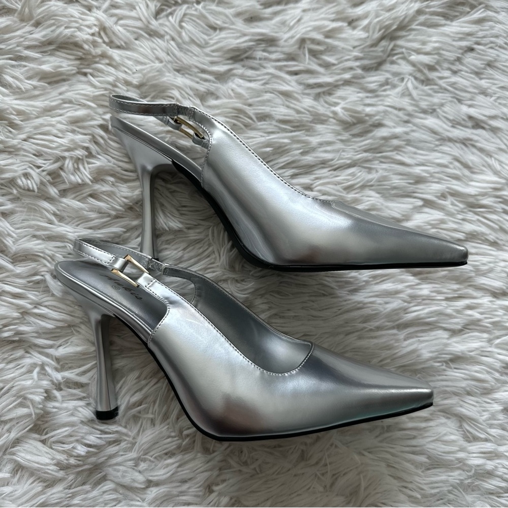 Ankis Silver Metallic Slingback Heels New In Box Size 10 - Picture 3 of 8